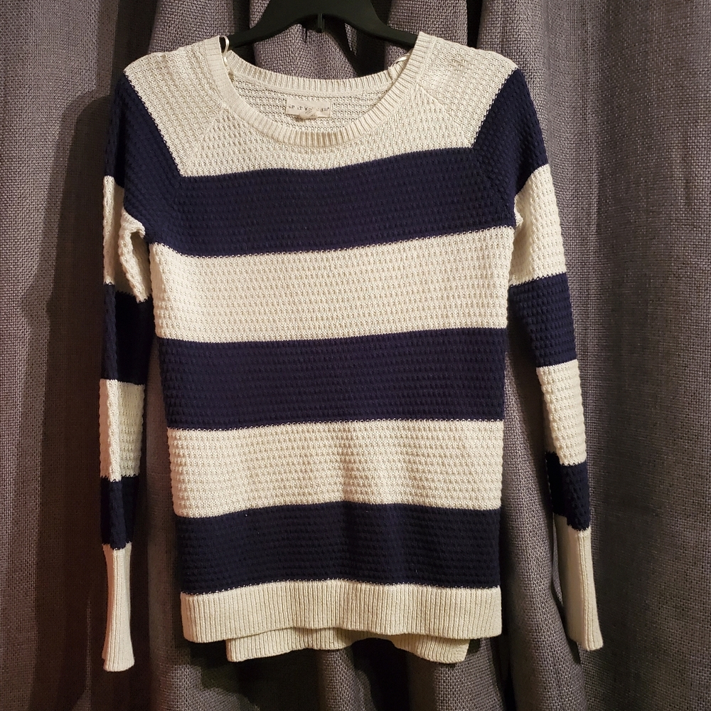 Womens Large Sweater